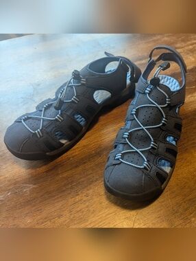 Closed-Toe Outdoor Sandals in Navy with Light Blue Accents